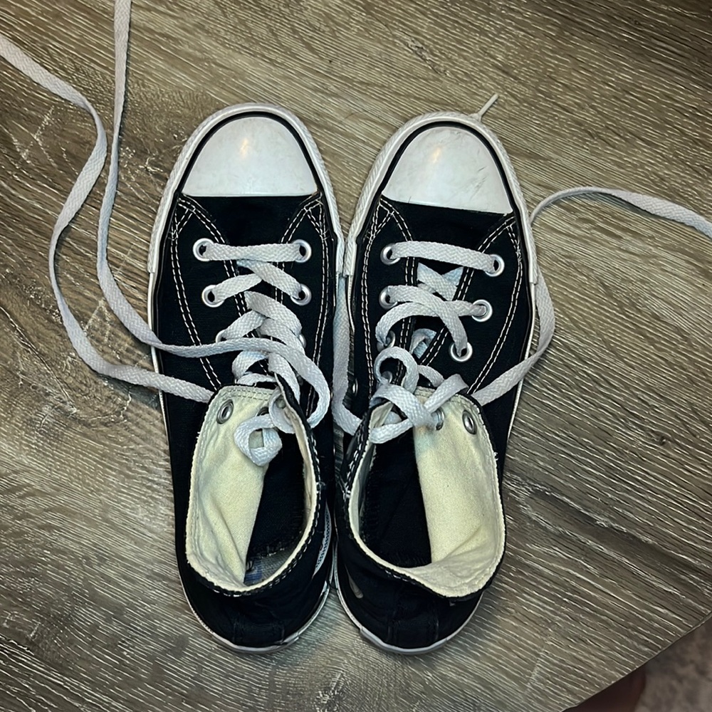 Black Converse high tops